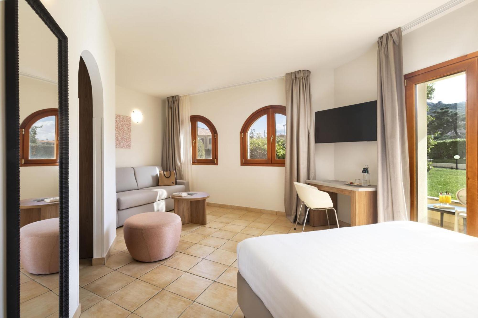 Blu Hotel Morisco Cannigione Bagian luar foto