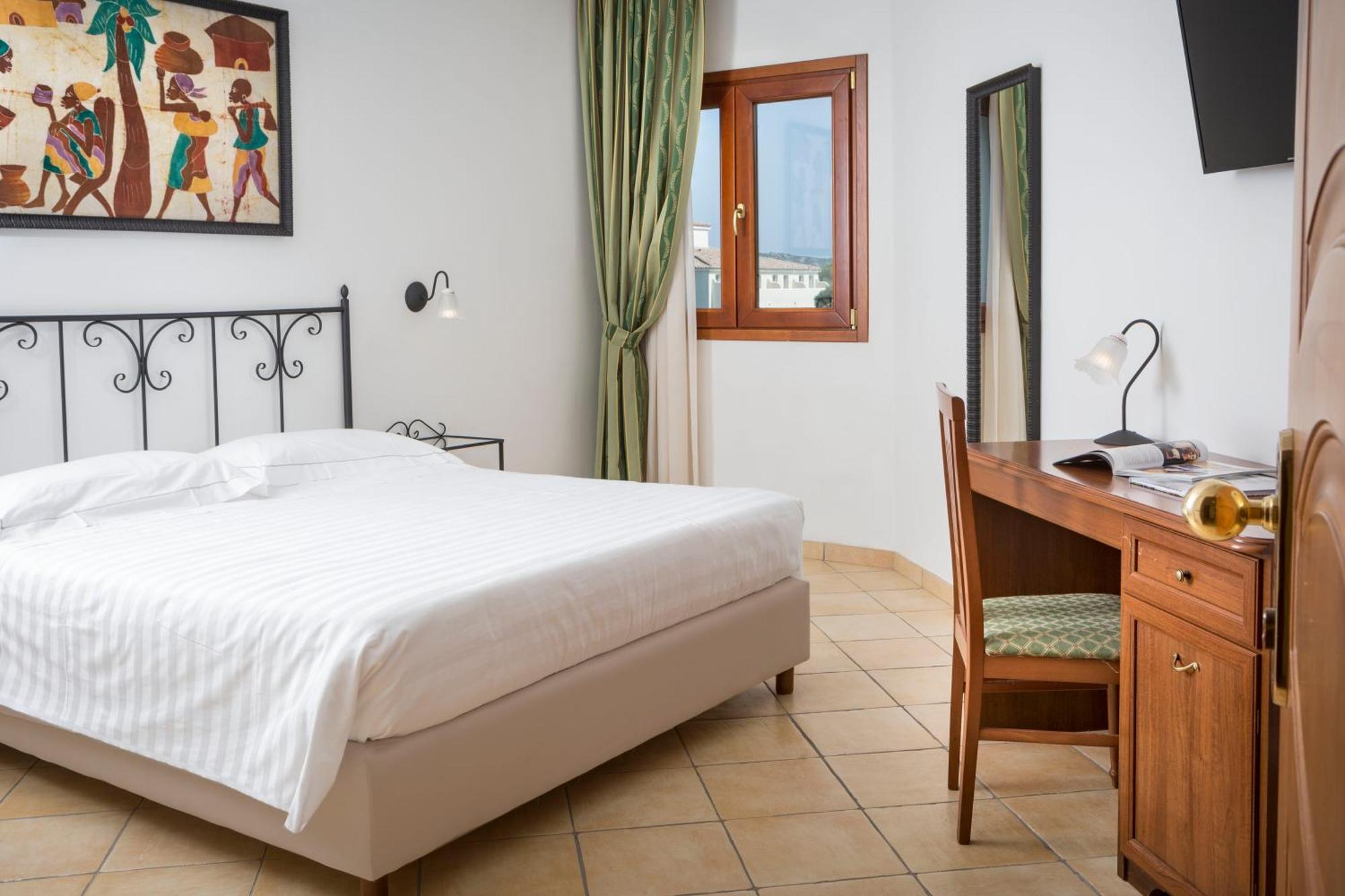 Blu Hotel Morisco Cannigione Ruang foto