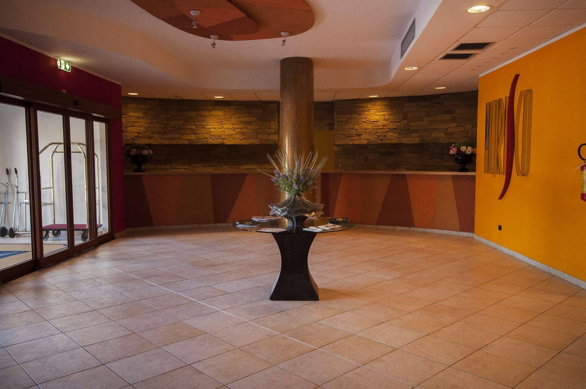 Blu Hotel Morisco Cannigione Bagian luar foto